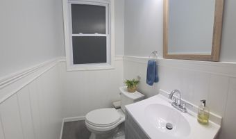 40 E 36TH St 1, Bayonne, NJ 07002