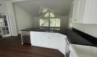 54785 McKenzie River Dr, Blue River, OR 97413