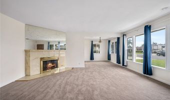 1435 W Wedgewood Dr, Anaheim, CA 92801