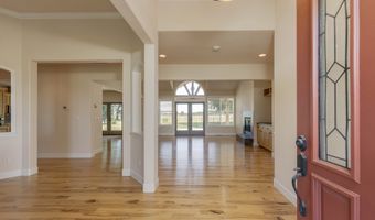 23522 Chaffey Ln, Aurora, OR 97002