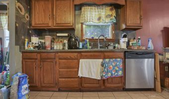 9806 Salem, Athens, OH 45701