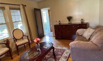 175 Oakland Ave, Cranston, RI 02910