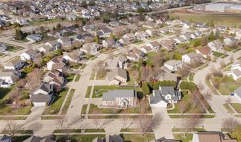 3020 E FALLCREEK Ln, Appleton, WI 54913