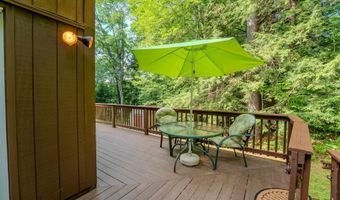82 Pond Rd, Campton, NH 03223