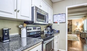17 Valls Ln, Hot Springs Village, AR 71909