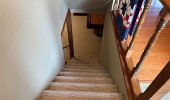 841 Country Club Dr, Akron, IA 51001
