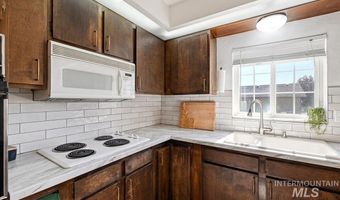 806 W Logan St, Caldwell, ID 83605