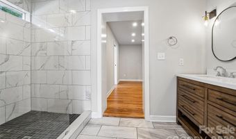 28 Ridgefield Pl, Asheville, NC 28803
