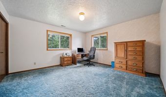 12834 EHLEN Rd, Aurora, OR 97002