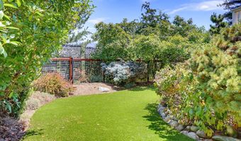 425 Merrill Cir, Ashland, OR 97520
