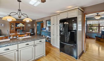 466 E Bay Ave, Barnegat, NJ 08005