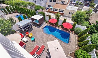118 DOLPHIN Ave, Beach Haven, NJ 08008