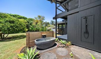 965 Hog Back Rd, Haiku, HI 96708