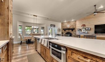 4905 Parkville Rd, Anderson, CA 96007