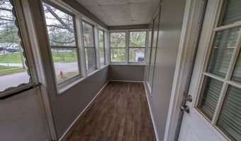 322 W 8th St, Bicknell, IN 47512