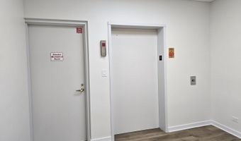 350 W North Ave, Addison, IL 60101