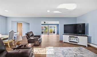 2037 W Park, Algonac, MI 48001