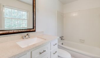2512 Randall Dr, Biloxi, MS 39531