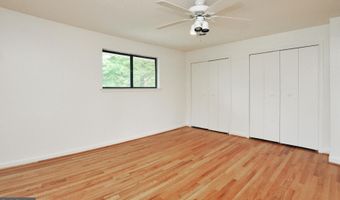 7024 RICHARD Dr, Bethesda, MD 20817