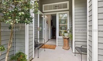 62 Coburn Dr W, Bluffton, SC 29909