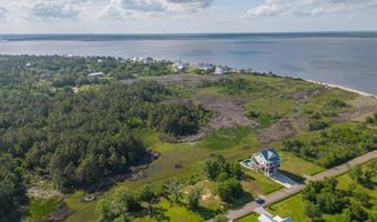 113 Pine Tree Rd, Bay St. Louis, MS 39520