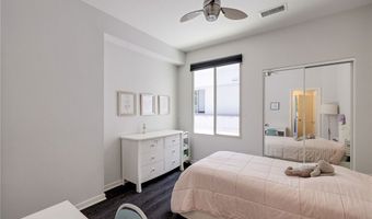 5515 Palm Dr, Hawthorne, CA 90250