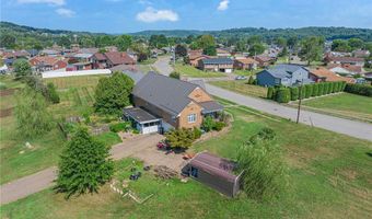 2404 Calvert St, Aliquippa, PA 15001