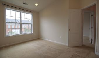 43254 MITCHAM Sq, Ashburn, VA 20148
