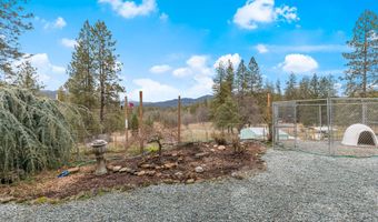 16445 Meadows Rd, White City, OR 97503