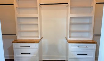 242 Leadwood St, Andrews, SC 29510