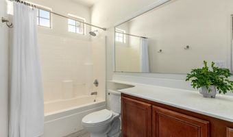 2936 E HAZELTINE Way, Chandler, AZ 85249