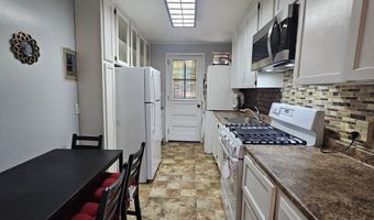 39 Nob Hill Cir B, Bridgeport, CT 06610