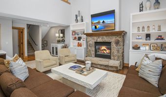 63 Avondale Ln R-213, Beaver Creek, CO 81620