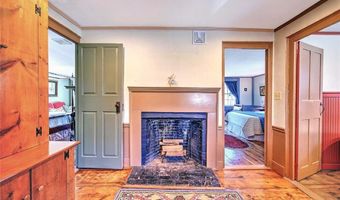 324 Pleasant St, East Providence, RI 02916