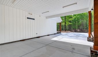 2206 N Asheboro School Rd, Asheboro, NC 27205