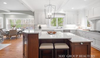 5254 Canyon River Dr NE, Ada, MI 49301