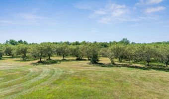 699 Kings Hill Rd, Bakersfield, VT 05441