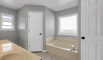 1222 Alpine St, Andrews, TX 79714