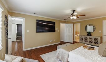 124 Pin Oak Ct, Athens, GA 30606