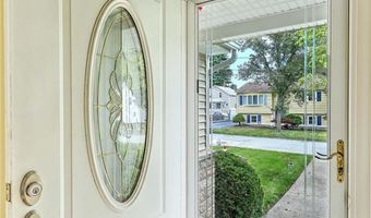 5 HIGH St, Warwick, RI 02886