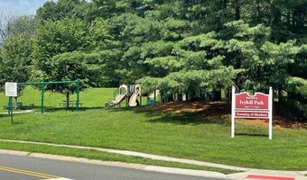162 Ivy Hill Dr, Aberdeen, NJ 07747