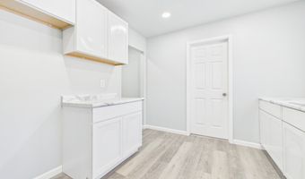 1403 W 3rd St, Anderson, IN 46016