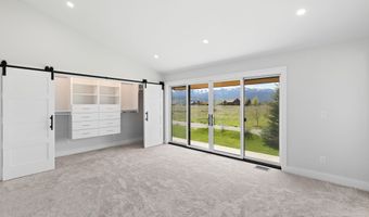 85 COLUMBINE St, Alpine, WY 83128