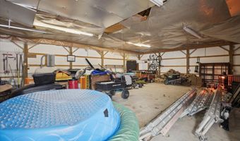 8484 N Rollin Hwy, Addison, MI 49220