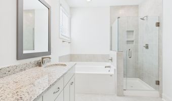 637 Watauga Ln, Aberdeen, NC 28315