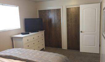 266 E CENTER St, Centerville, UT 84014