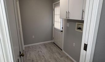 306 E South St, Advance, MO 63730