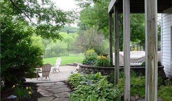 72315 Grey Fawn Dr, Albert Lea, MN 56007