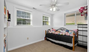 1168 Parkside Dr, Alexandria, KY 41001