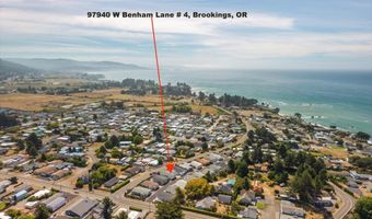 97940 W Benham Ln 4, Brookings, OR 97415
